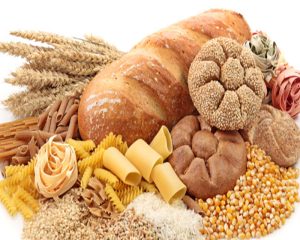 تغذیه سالم و یک رژیم غذایی متعادل با غذاهای سبوس‌دار